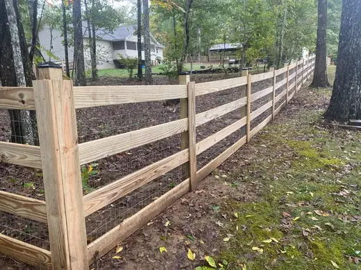 Fence built by Upper Cumberland Fence LLC in the Upper Cumberland